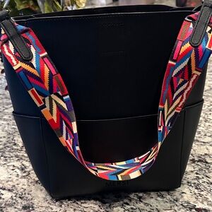 Mersi Vegan Bucket Bag